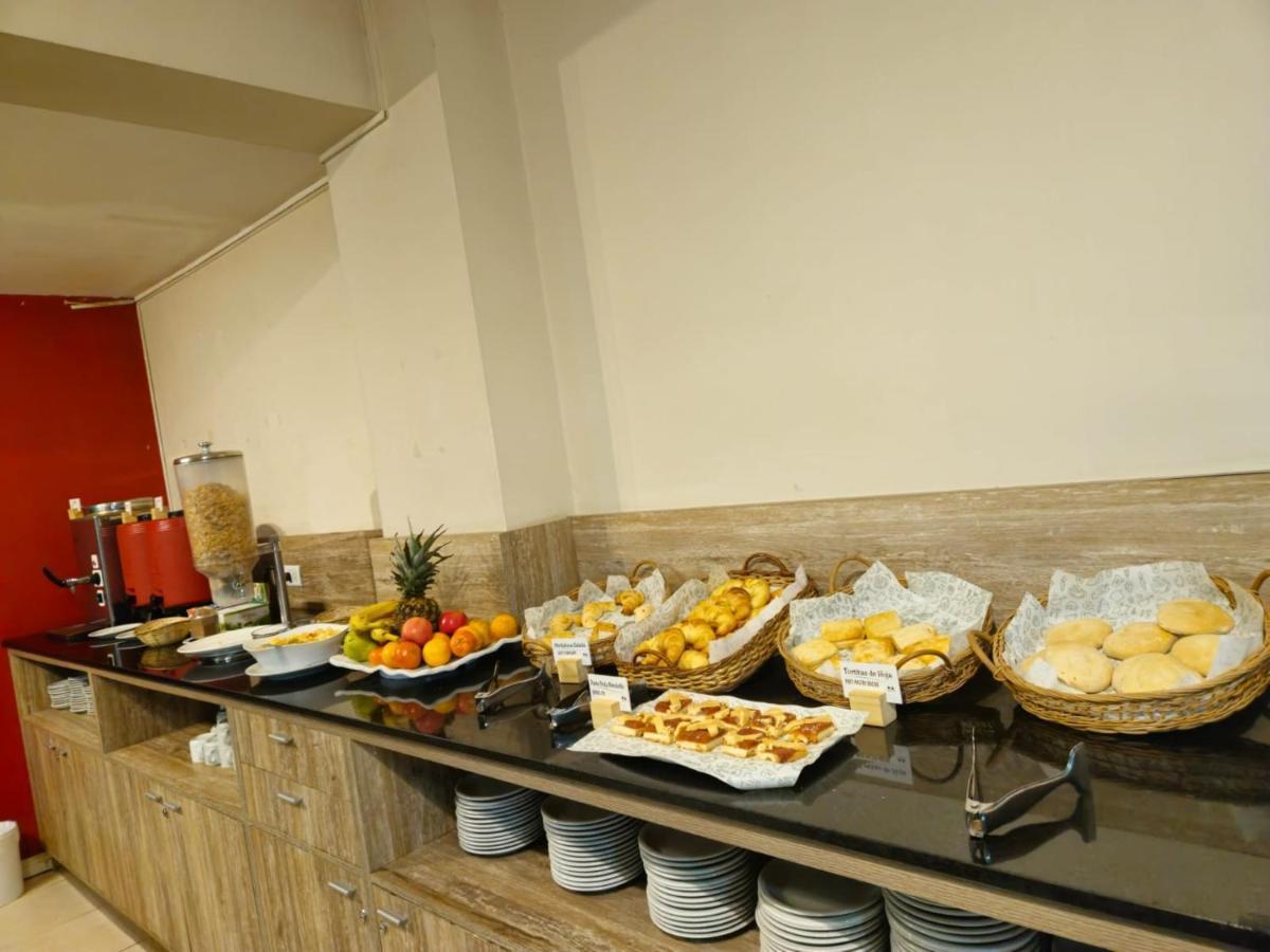 מנדוזה Dakar Hostel מראה חיצוני תמונה