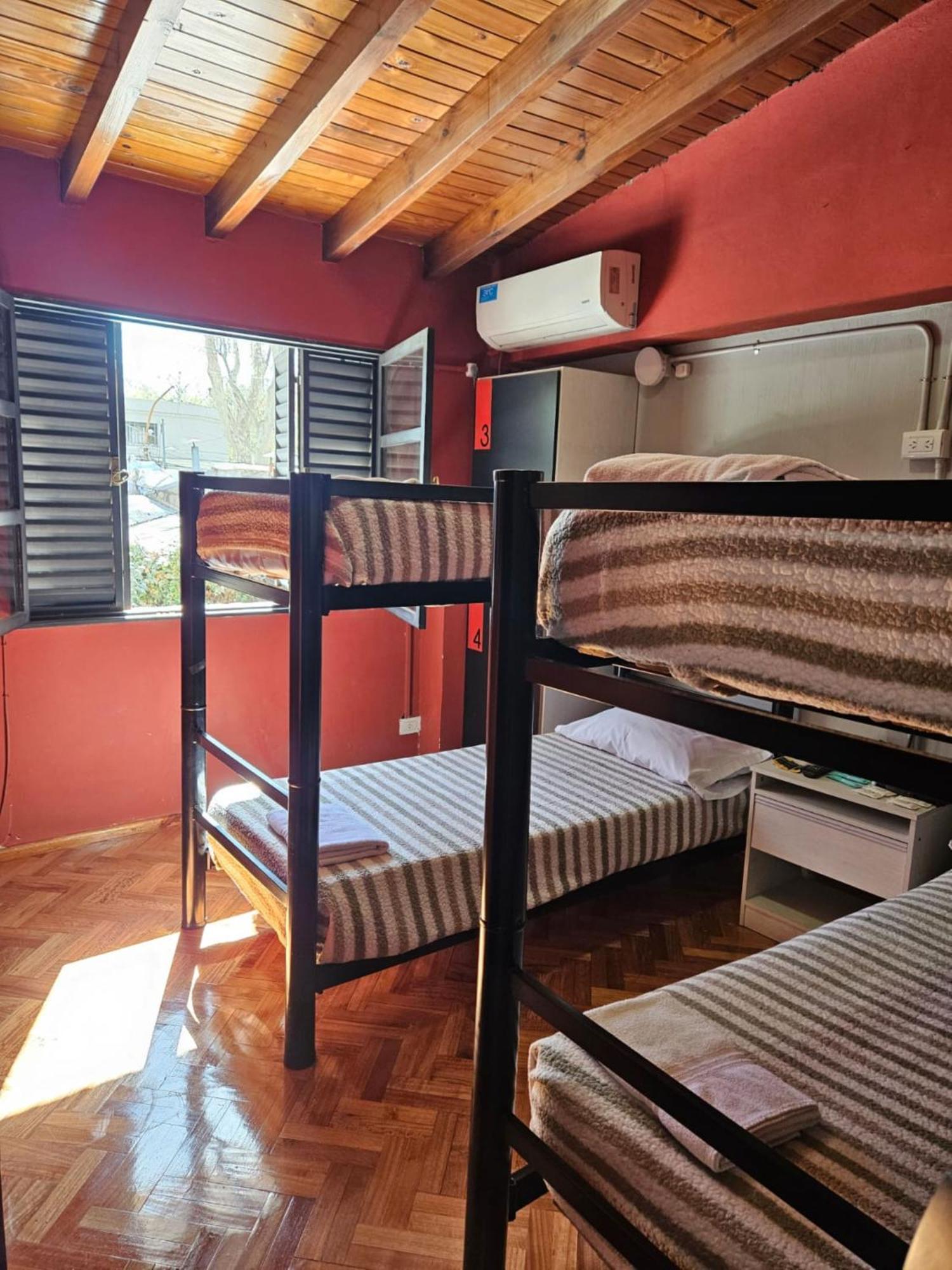 מנדוזה Dakar Hostel מראה חיצוני תמונה