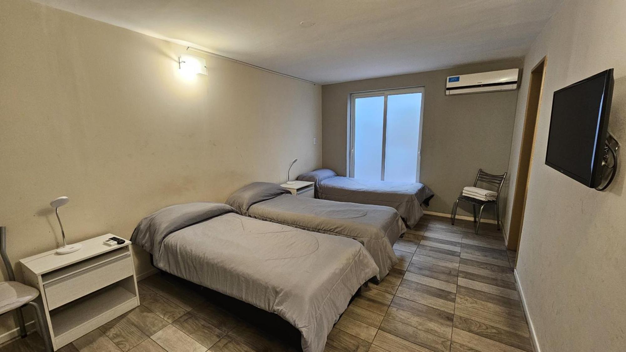 מנדוזה Dakar Hostel מראה חיצוני תמונה