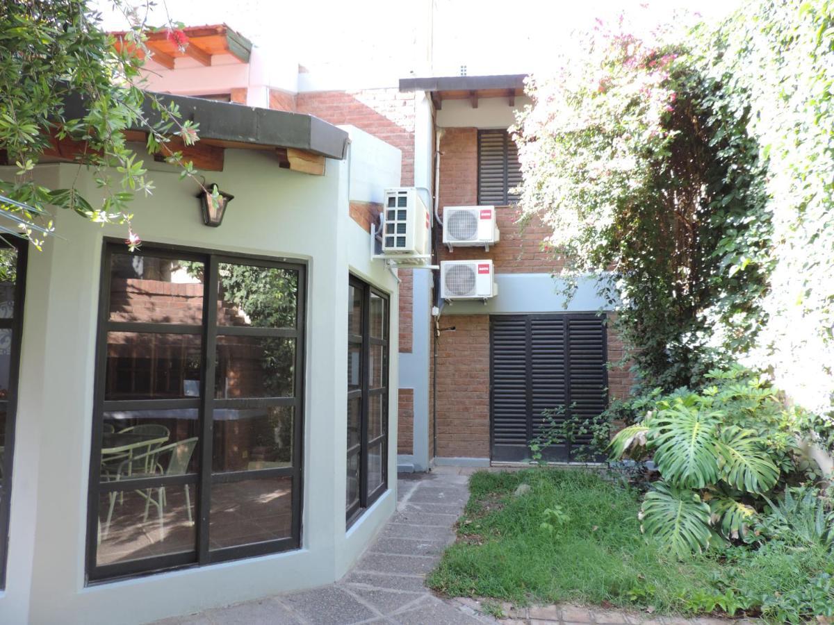 מנדוזה Dakar Hostel מראה חיצוני תמונה